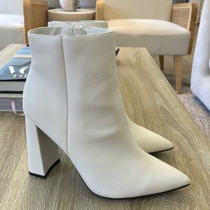 White bamboo booties. Size 8 1/2 - never worn!